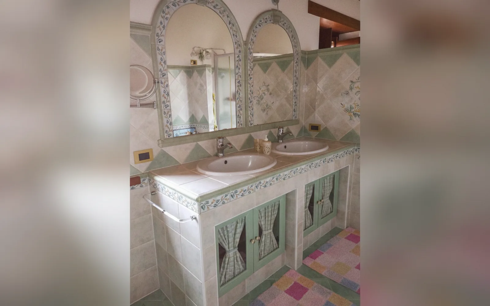 Camera con bagno privato — A casa di Annarella, urbino (foto 14)